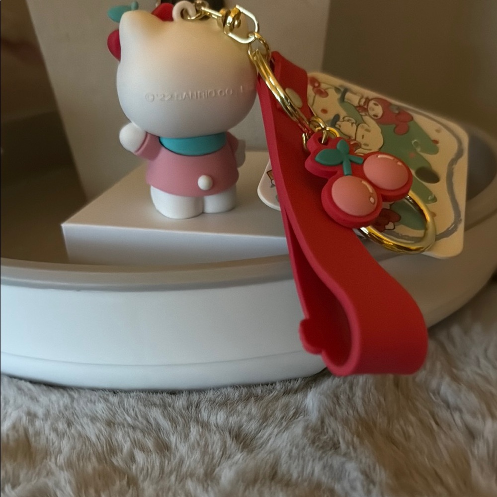 Hello Kitty Cherry Keychain - Picture 2 of 5